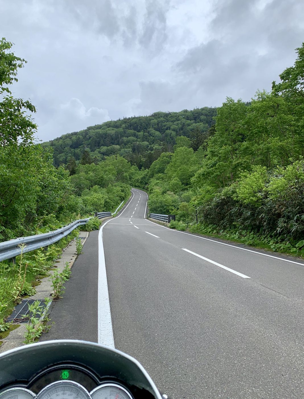 Climbing toward Hachimantai