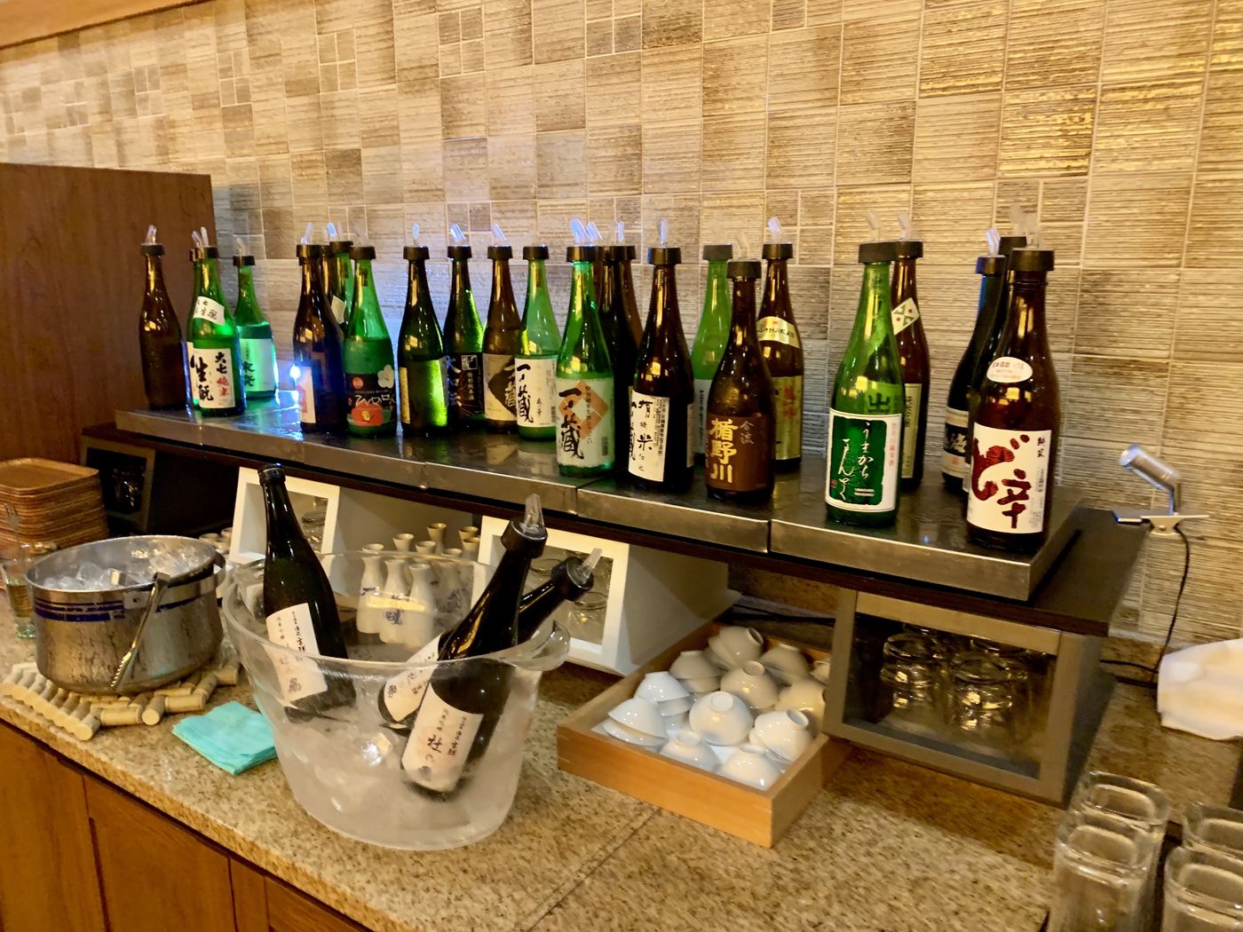 The sake bar at Hotel Yumoto Kissho