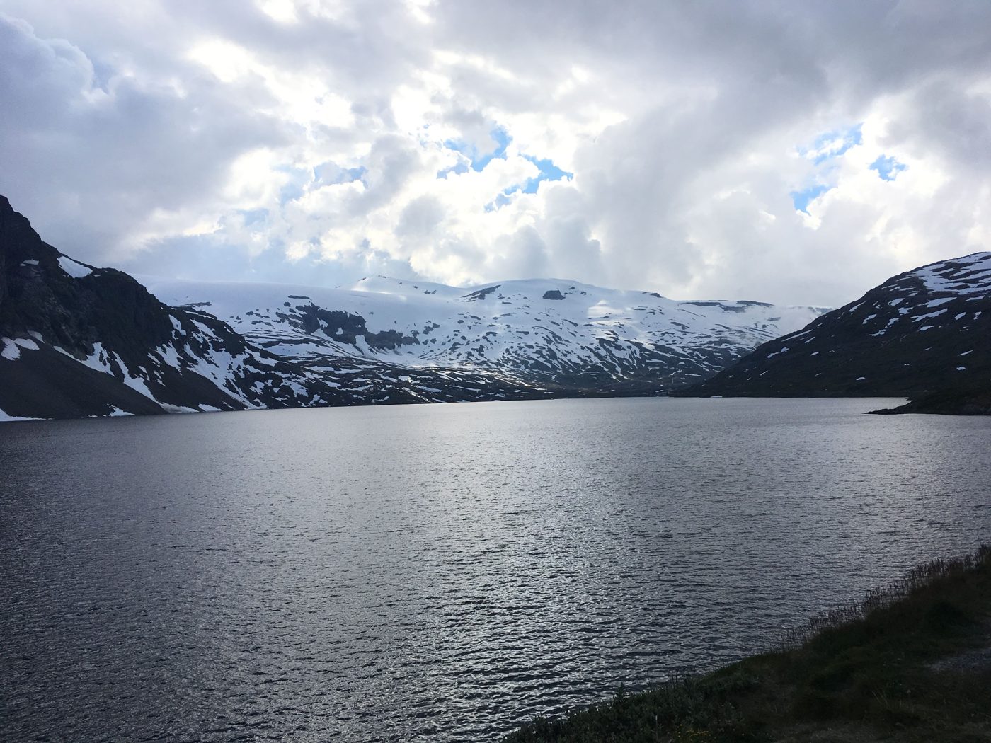 A snowy lake on the plateau