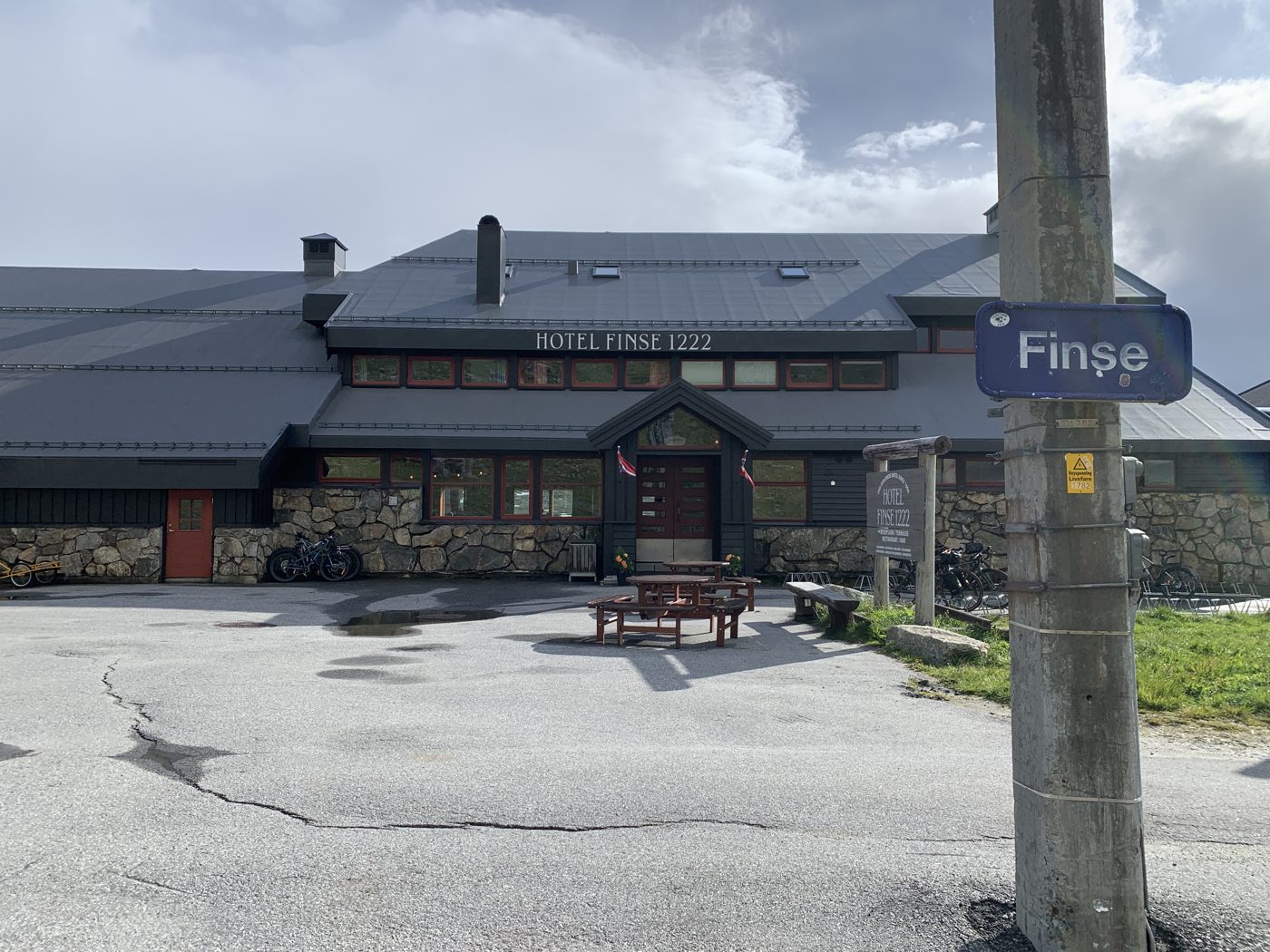 Finse station