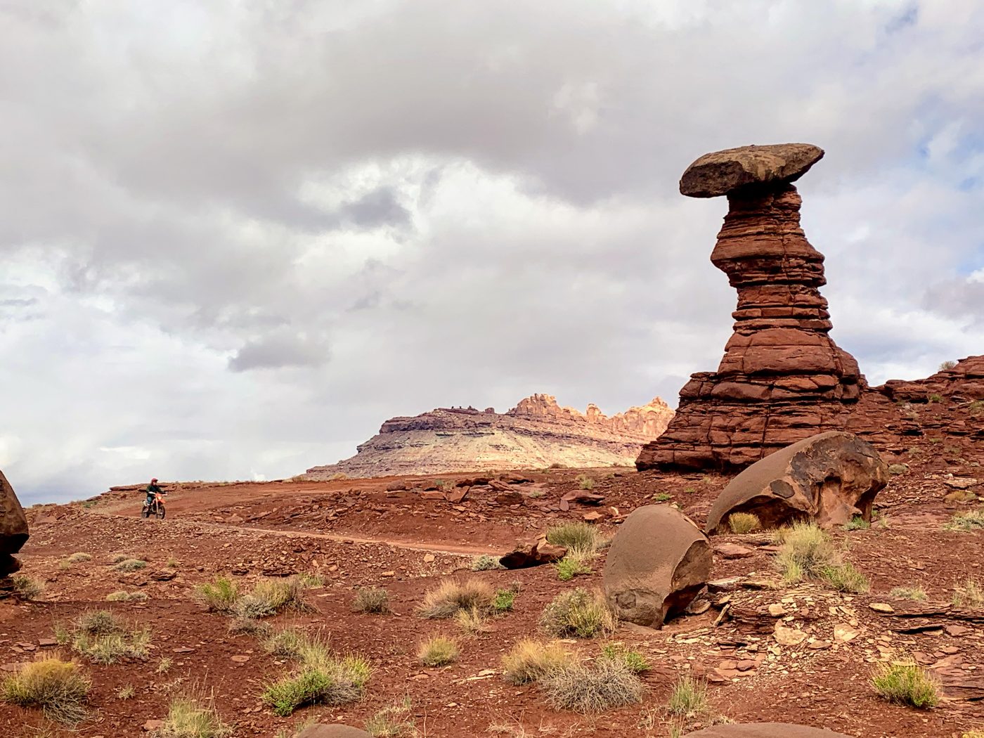A balanced hoodoo