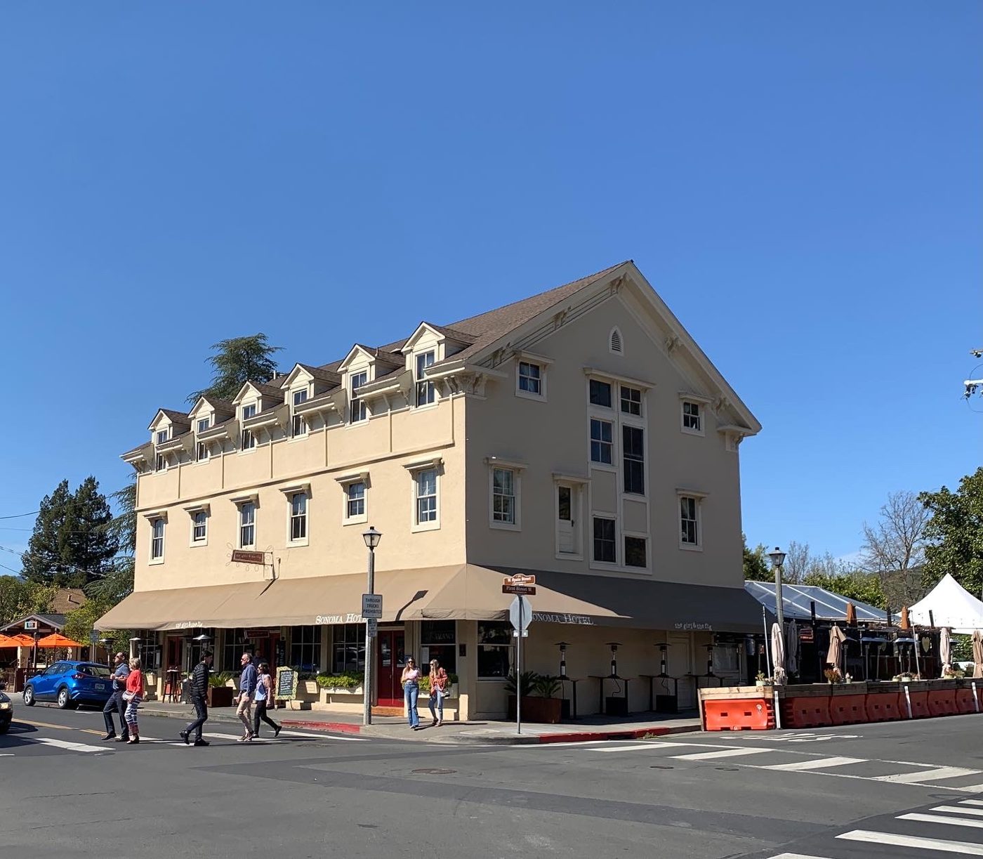The Sonoma Hotel