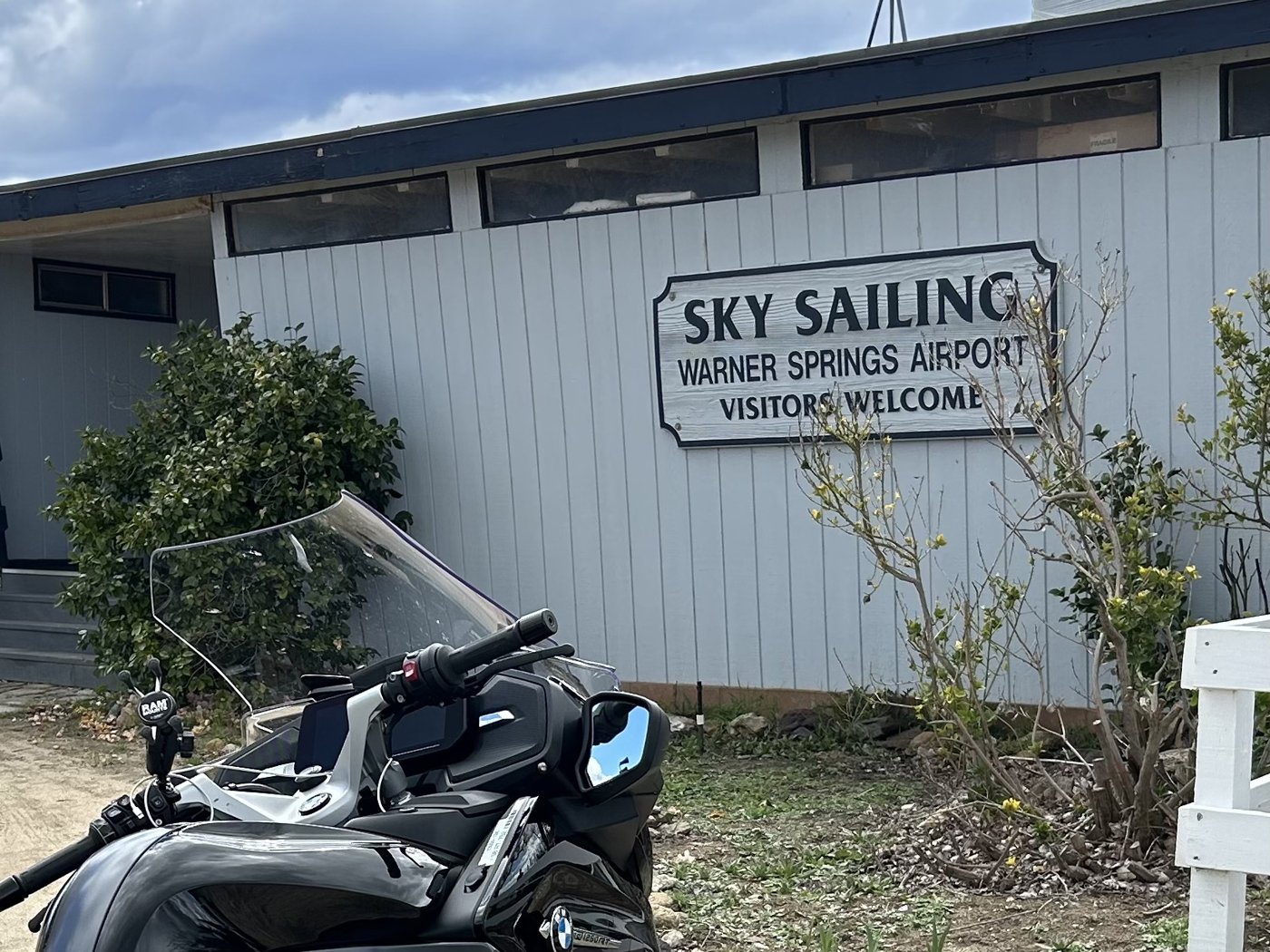 Sky Sailing at Warner Springs Airport