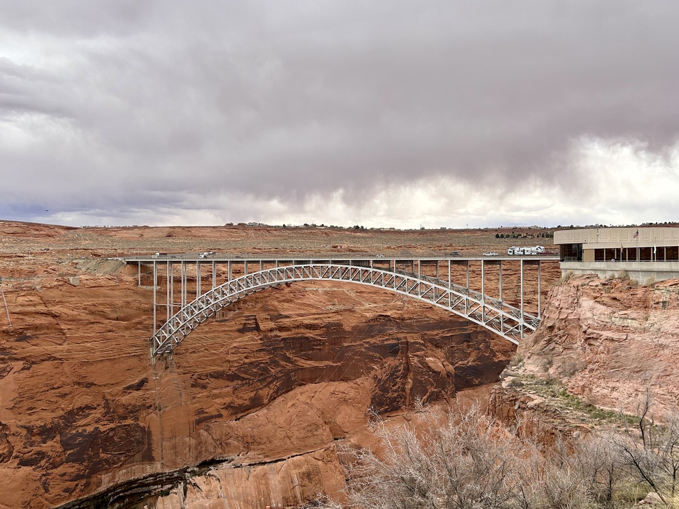 Glen Canyon Dam Bridge, Page